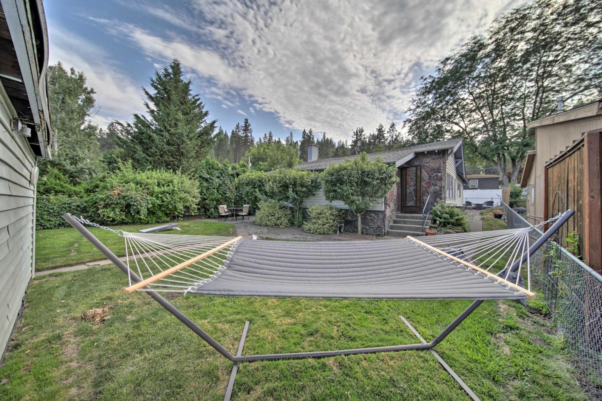 Bright And Airy Liberty Lake Abode With Backyard! Esterno foto