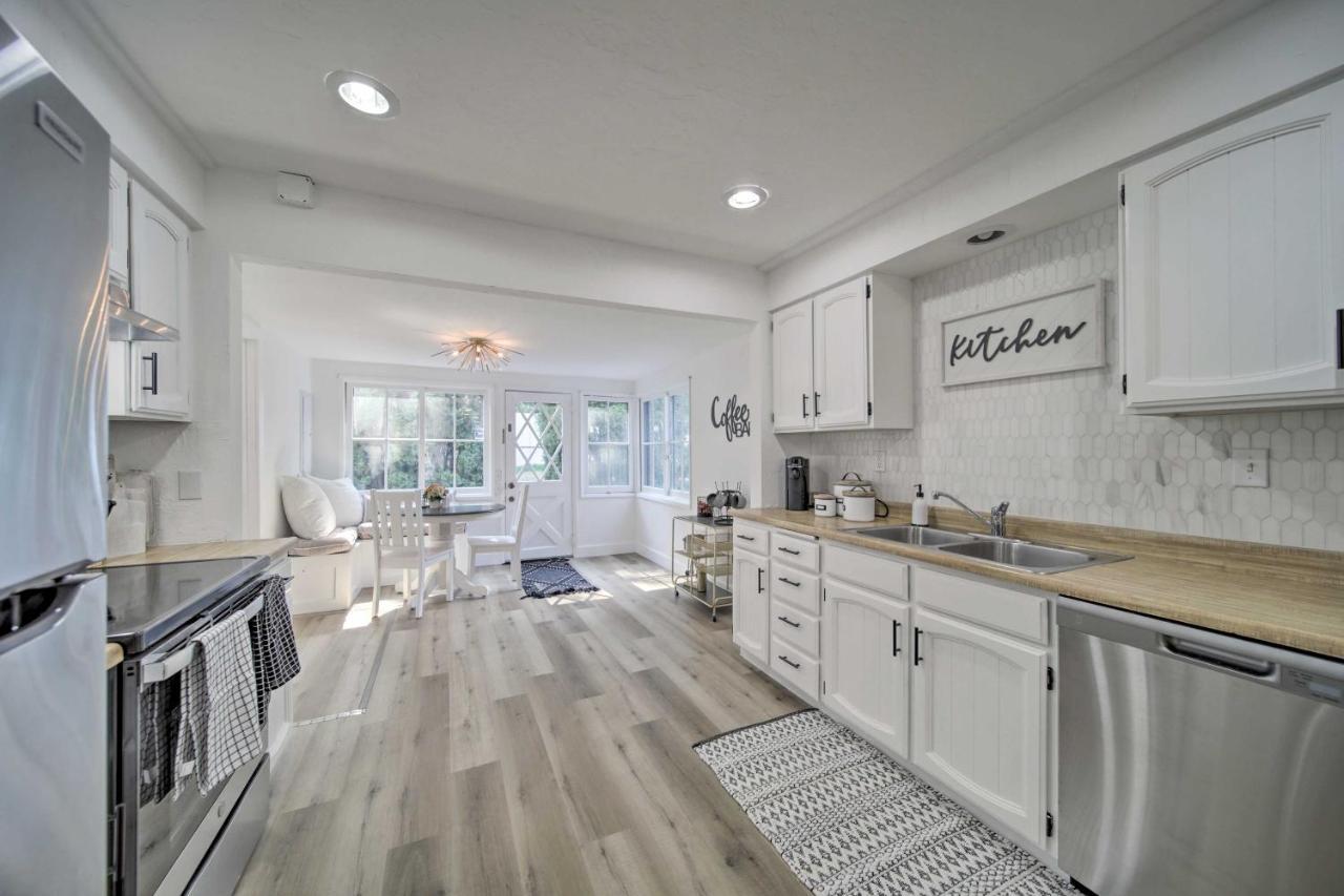 Bright And Airy Liberty Lake Abode With Backyard! Esterno foto