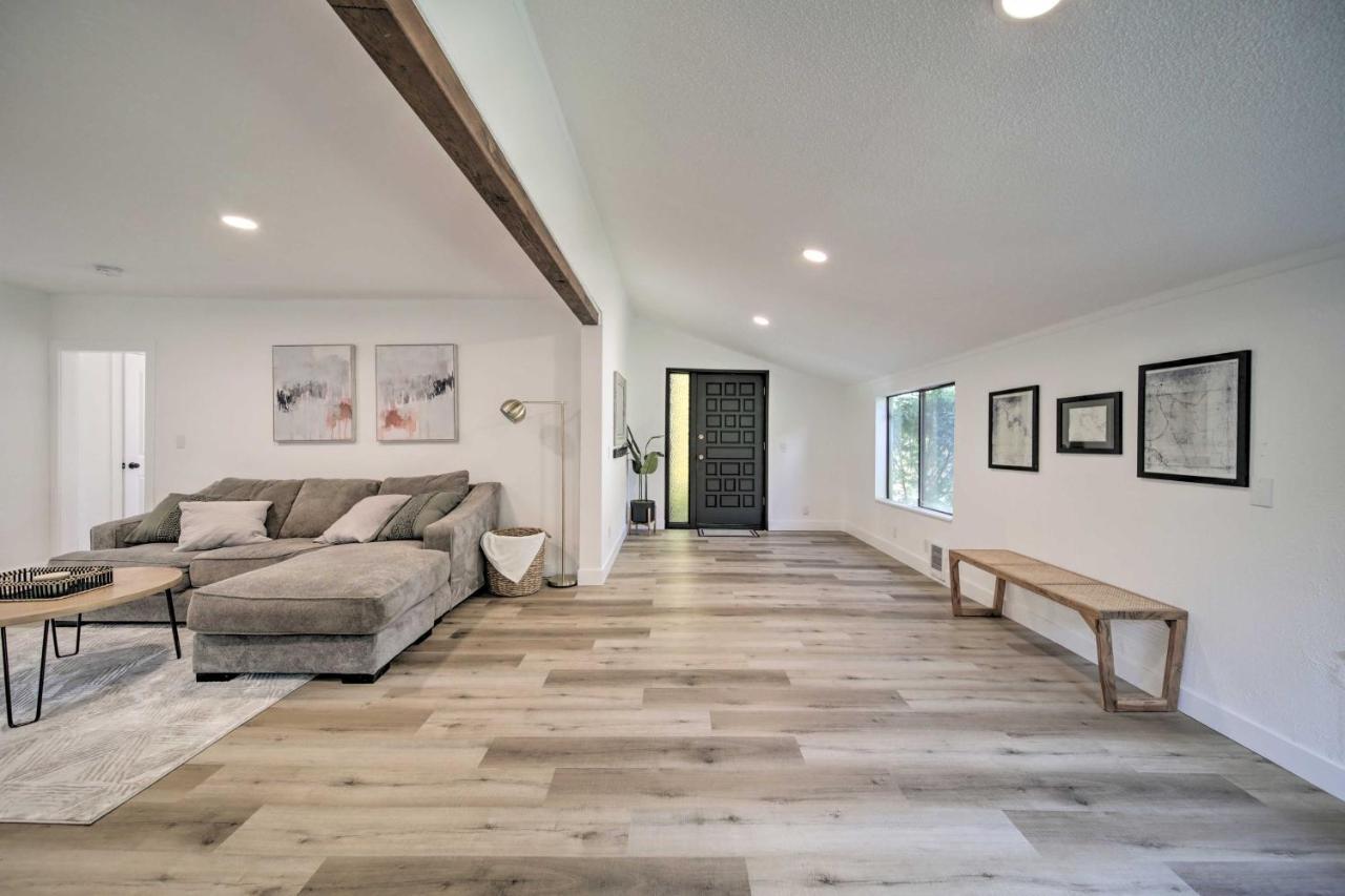 Bright And Airy Liberty Lake Abode With Backyard! Esterno foto